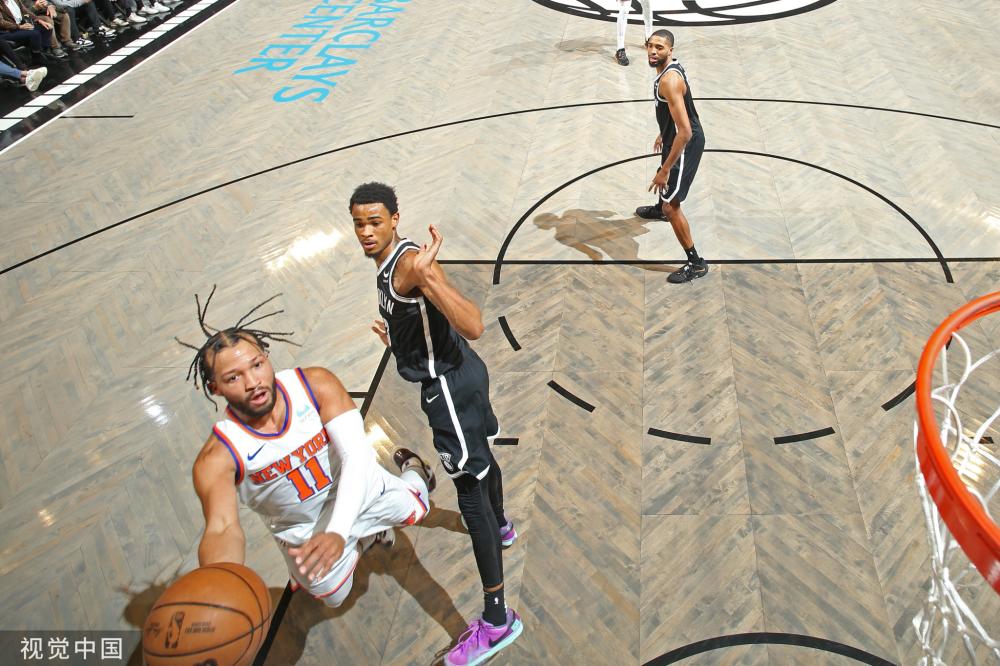 在半决赛与 在半决赛与