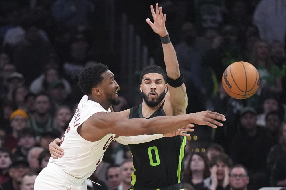 个别球员出 个别球员出